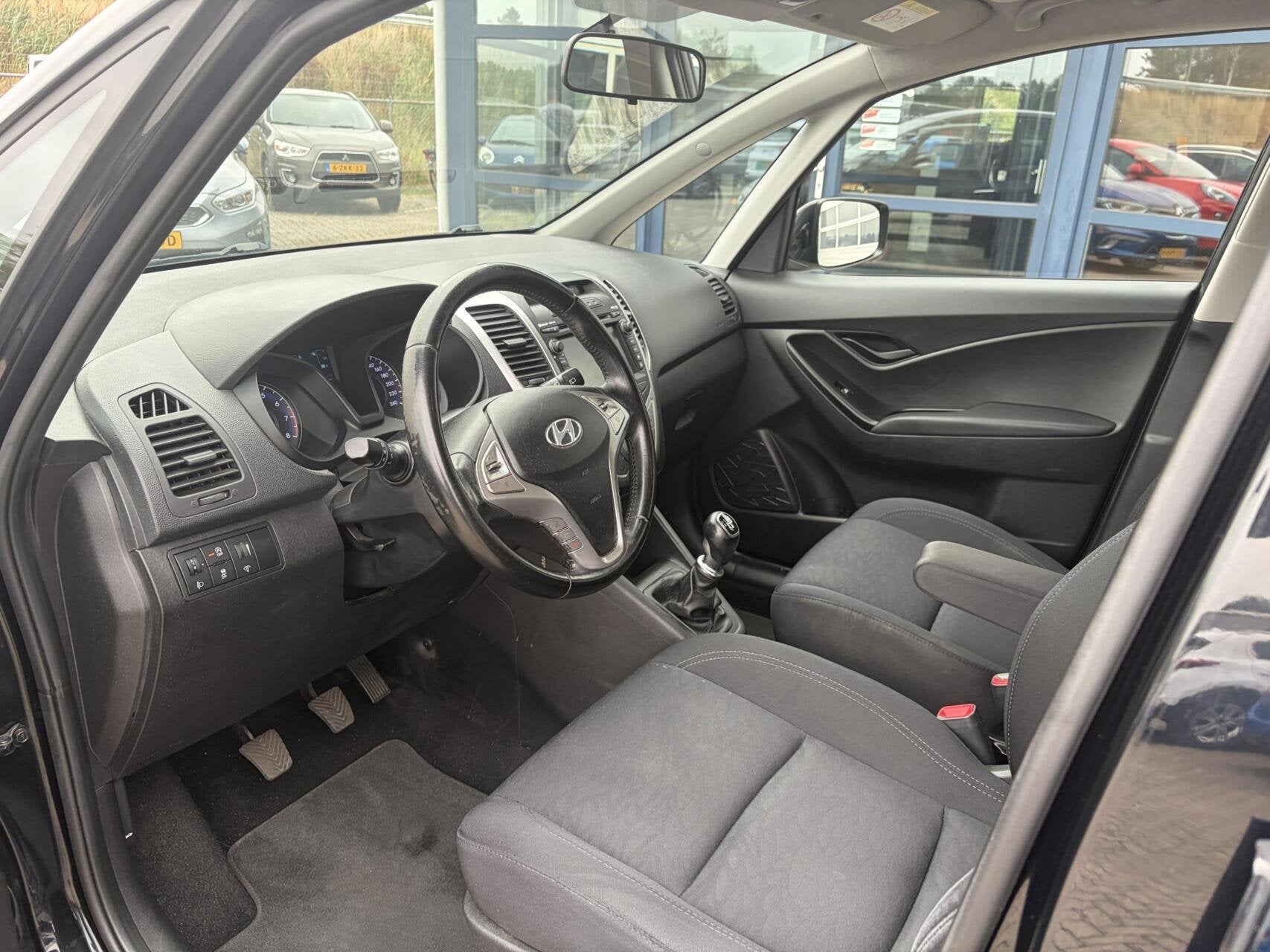 Hyundai ix20 1.4i Go! airco en trekhaak, Voorwielaandrijving, Euro 5, Stof, Gebruikt