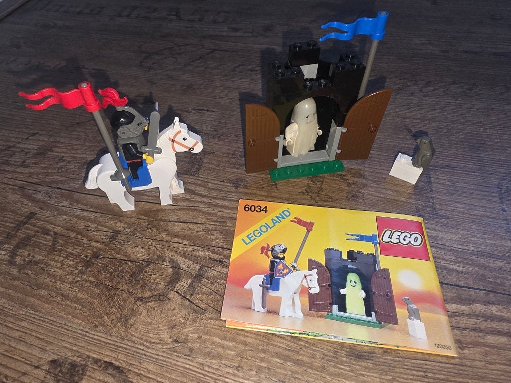 LEGO Castle 6034 - Black Monarch's Ghost (1990)Vitrinestaat!, Lego, Ophalen of Verzenden, Zo goed als nieuw, Castle