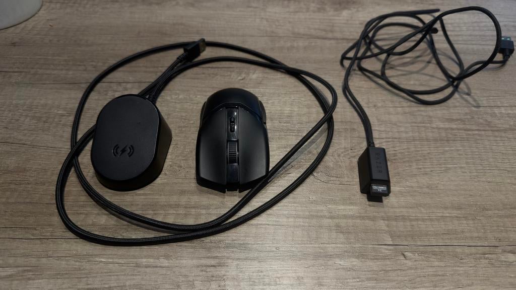 Razer Cobra Pro + Mouse Dock Pro, Rechtshandig, Muis, Gaming muis, Ophalen of Verzenden