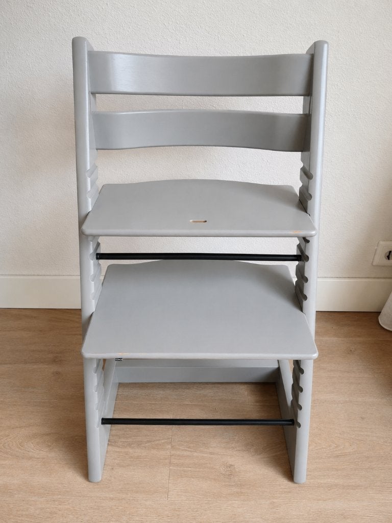 Stokke Tripp Trapp kinderstoel grijs – goede conditie, Ophalen, Gebruikt, Meegroeistoel