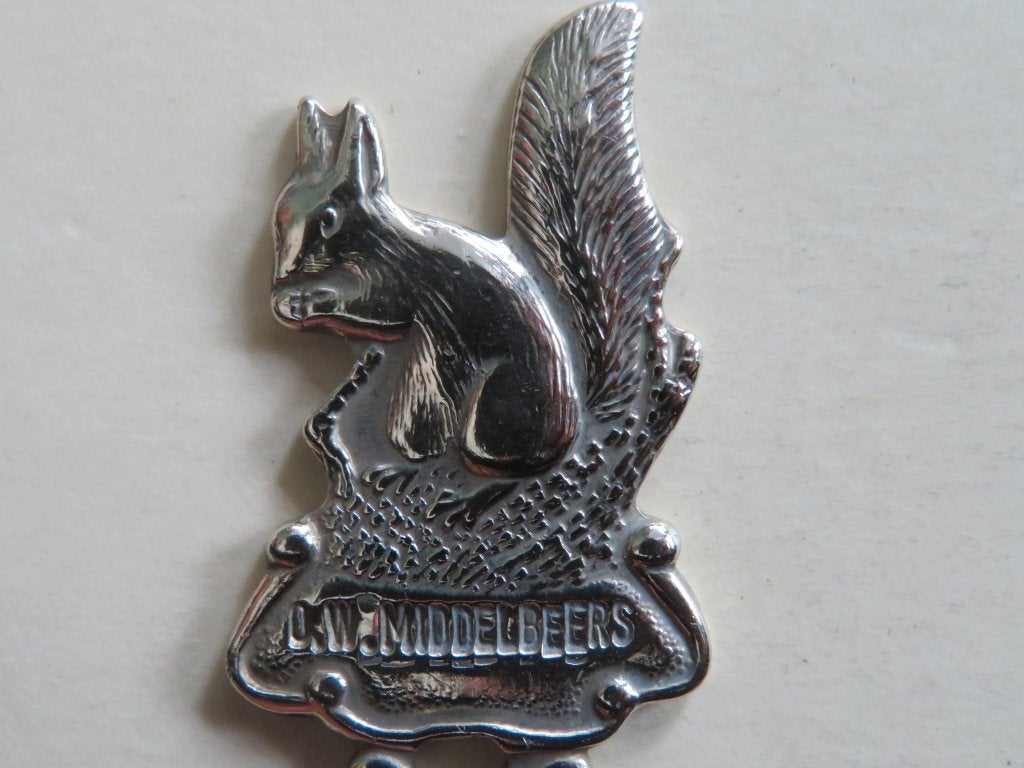 Lepeltje O.W. (Oost-West) Middelbeers Eekhoorn, Verzenden