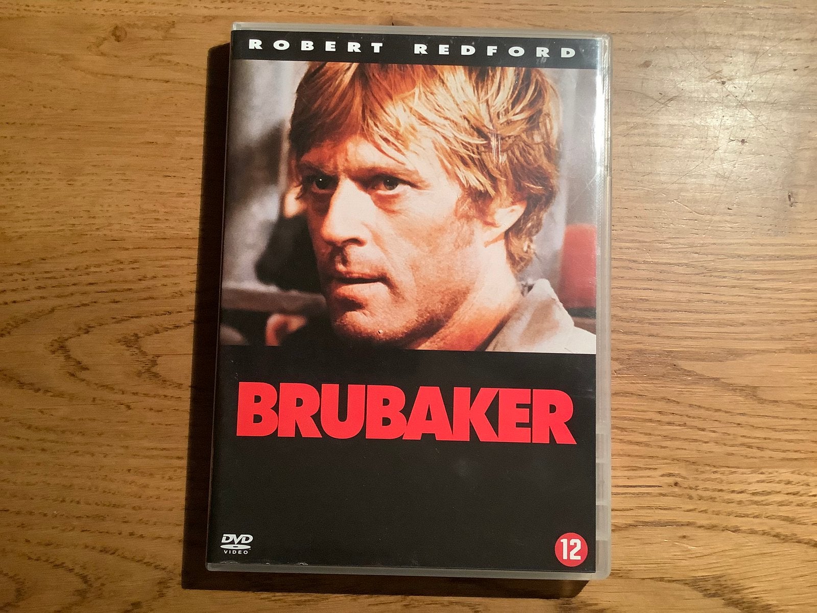 7). Brubaker met o.a. Robert Redford, Yaphet Kotto (1980)., Vanaf 16 jaar, Ophalen of Verzenden, Zo goed als nieuw