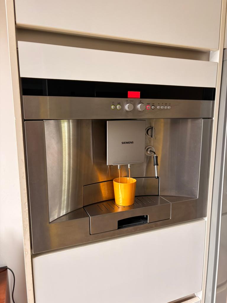 Siemens inbouw koffiezetapparaat, Ophalen, Koffiemachine