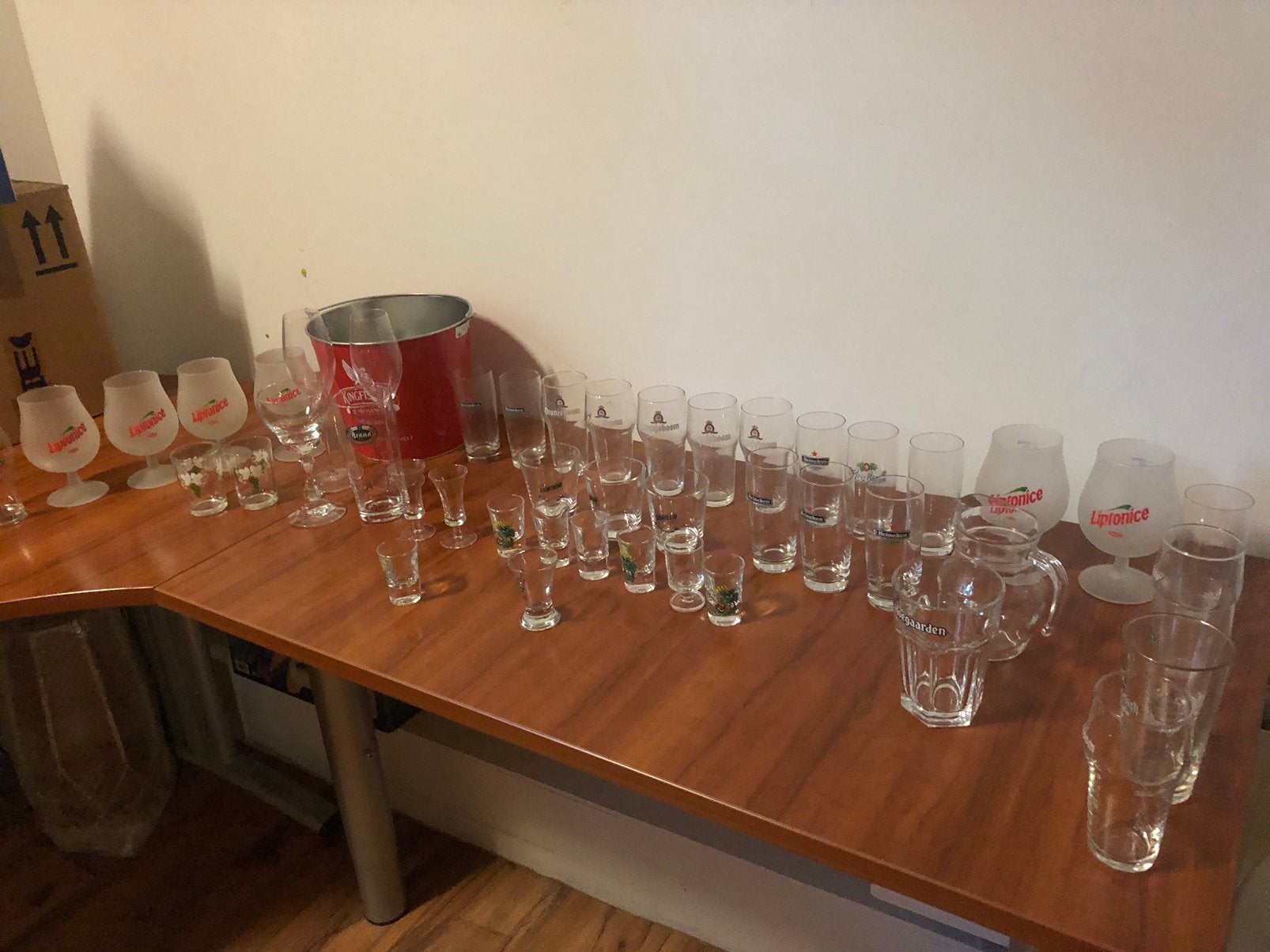 ALLE SOORTEN GLAZEN + 2  EMMERS, Verzamelen, Glas en Borrelglaasjes, Ophalen of Verzenden, Zo goed als nieuw, Overige typen