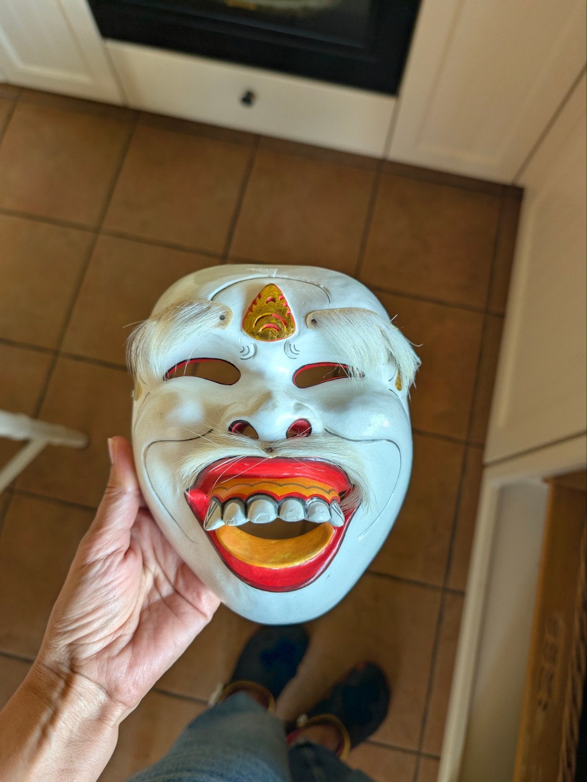 een houten ritueel mask, Verzenden
