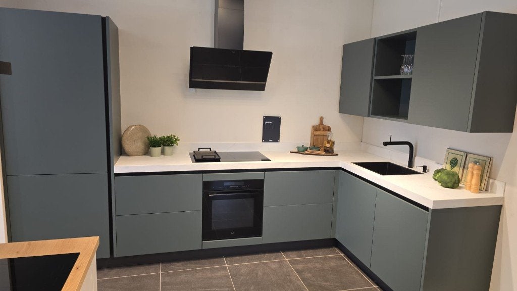 Showroomkeuken Keller cactus Groen zeer compleet, Ophalen, Hoekkeuken, Nieuw, Kunststof