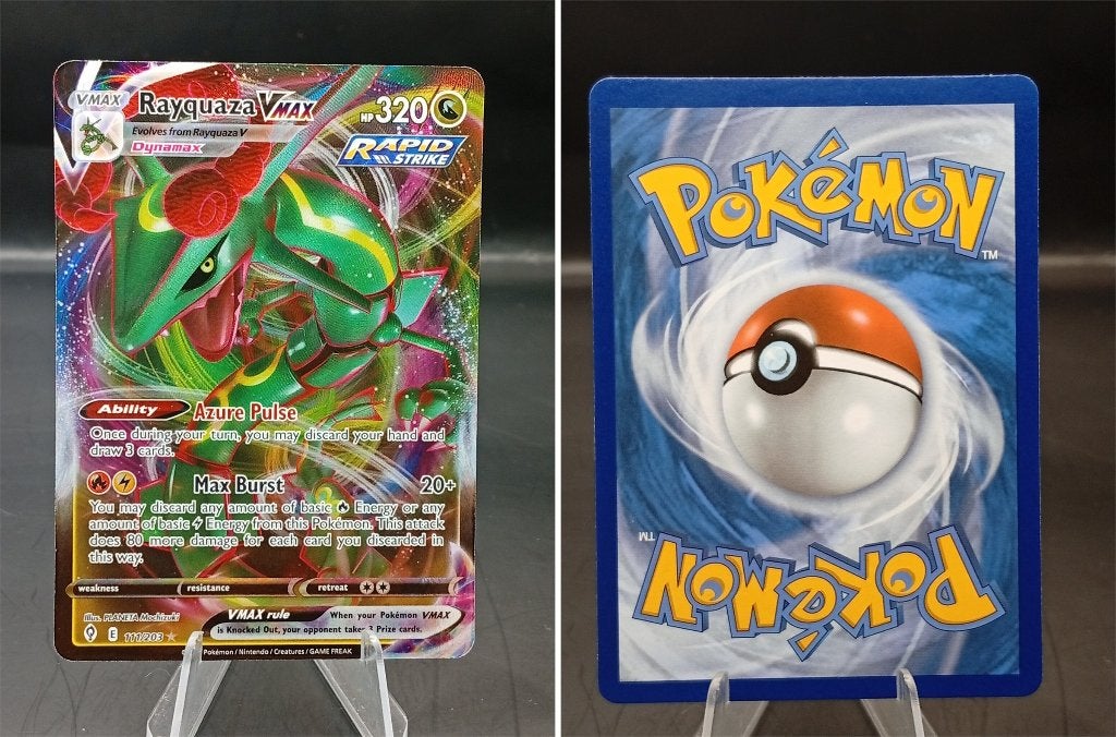 Rayquaza VMAX Evolving Skies (EVS 111) - Near Mint, Ophalen of Verzenden, Zo goed als nieuw, Losse kaart