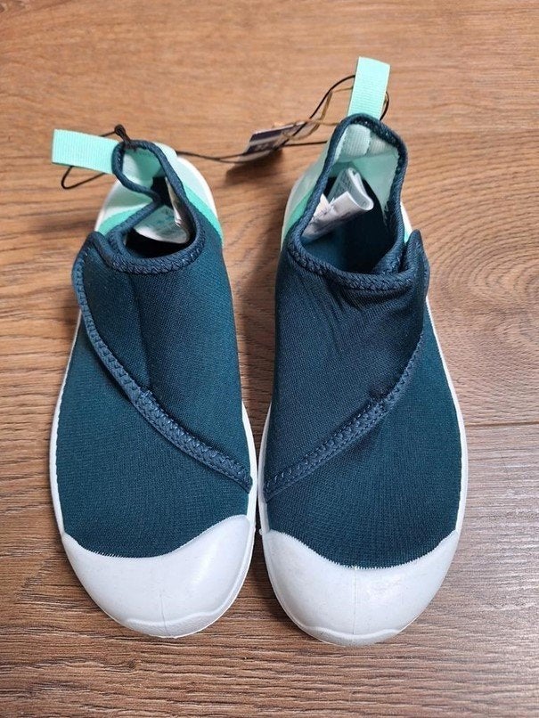 Waterschoenen maat 34/35 Decathlon NIEUW, Zwemschoenen, Jongen of Meisje, Nieuw, Ophalen of Verzenden