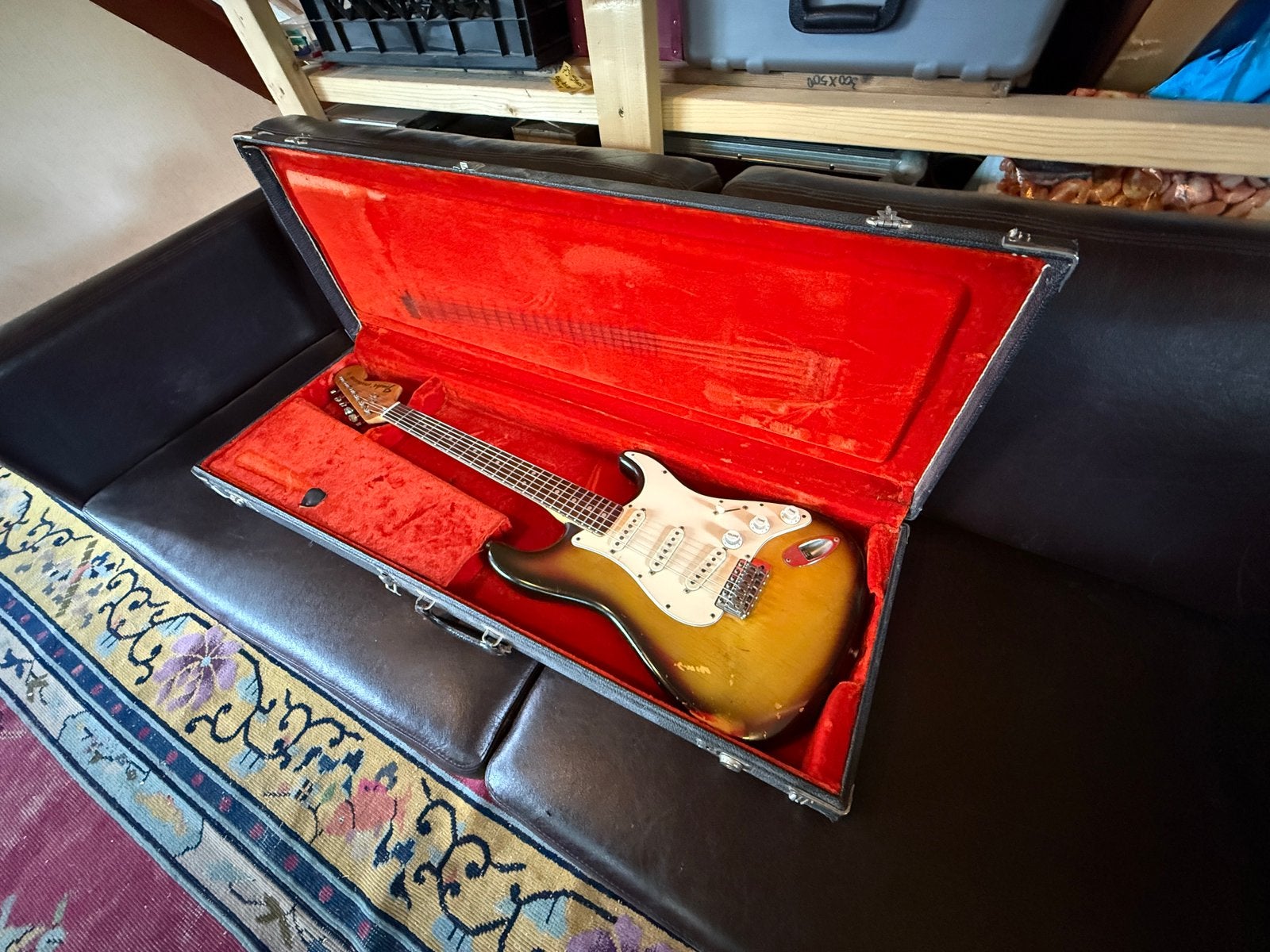 Fender Stratocaster 1973 - superb klinkende originele gitaar, Muziek en Instrumenten, Ophalen, Zo goed als nieuw, Solid body, Fender