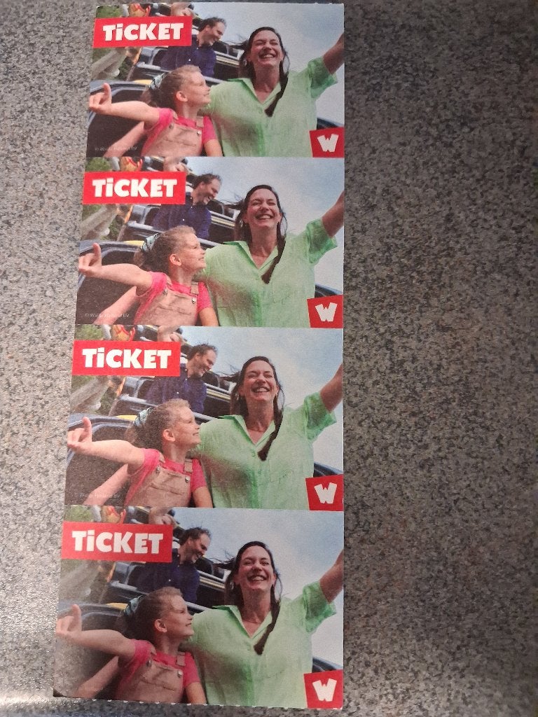 Walibi Holland 4 tickets, Tickets en Kaartjes, Drie personen of meer, Ticket of Toegangskaart