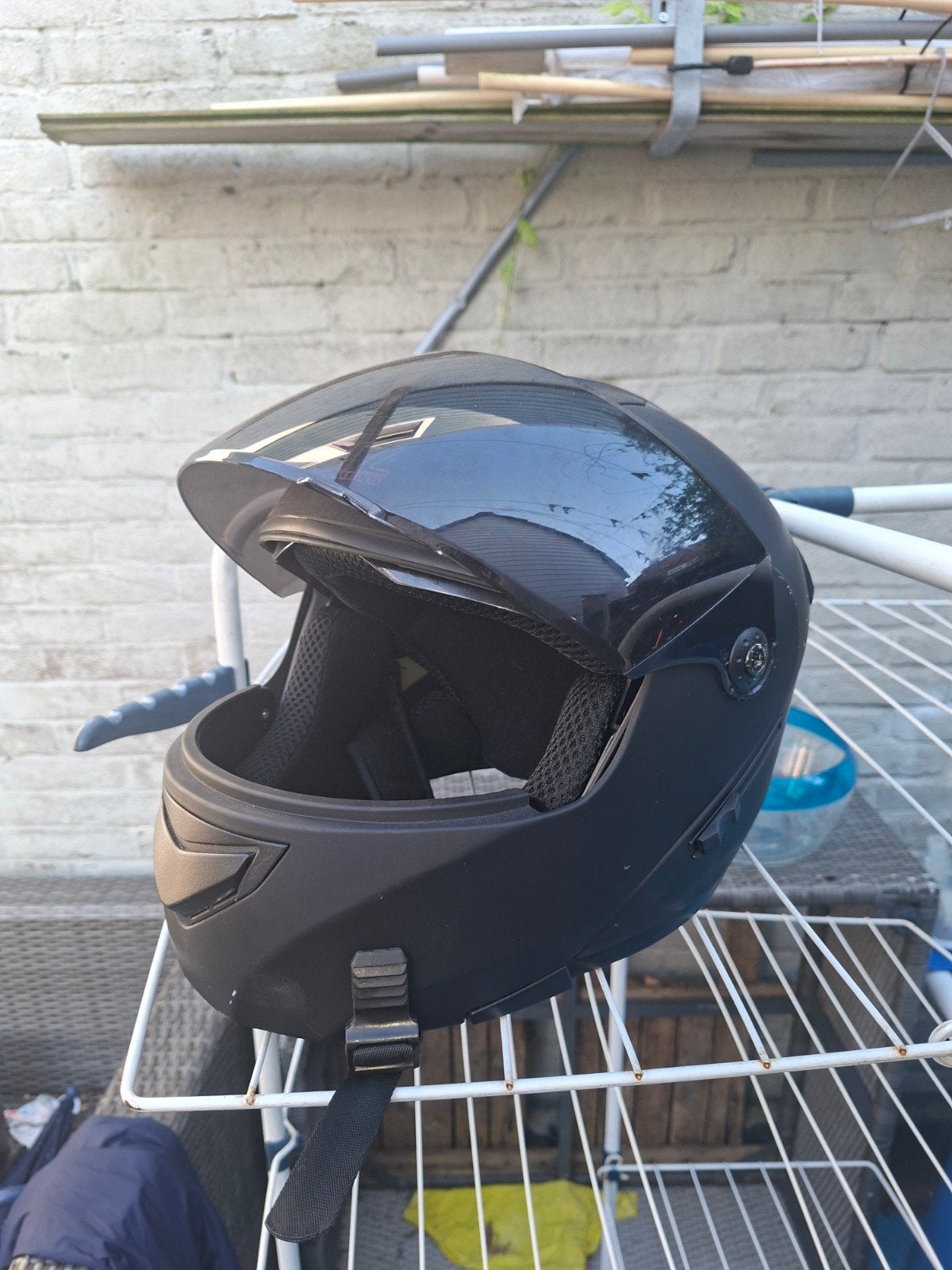 Brommerhelm. paar keer gebruikt, Ophalen of Verzenden, Zo goed als nieuw