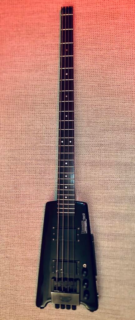 Hohner B2A actieve 4 snarige koploze basgitaar, Muziek en Instrumenten, Ophalen, Zo goed als nieuw, Solid body, Overige merken