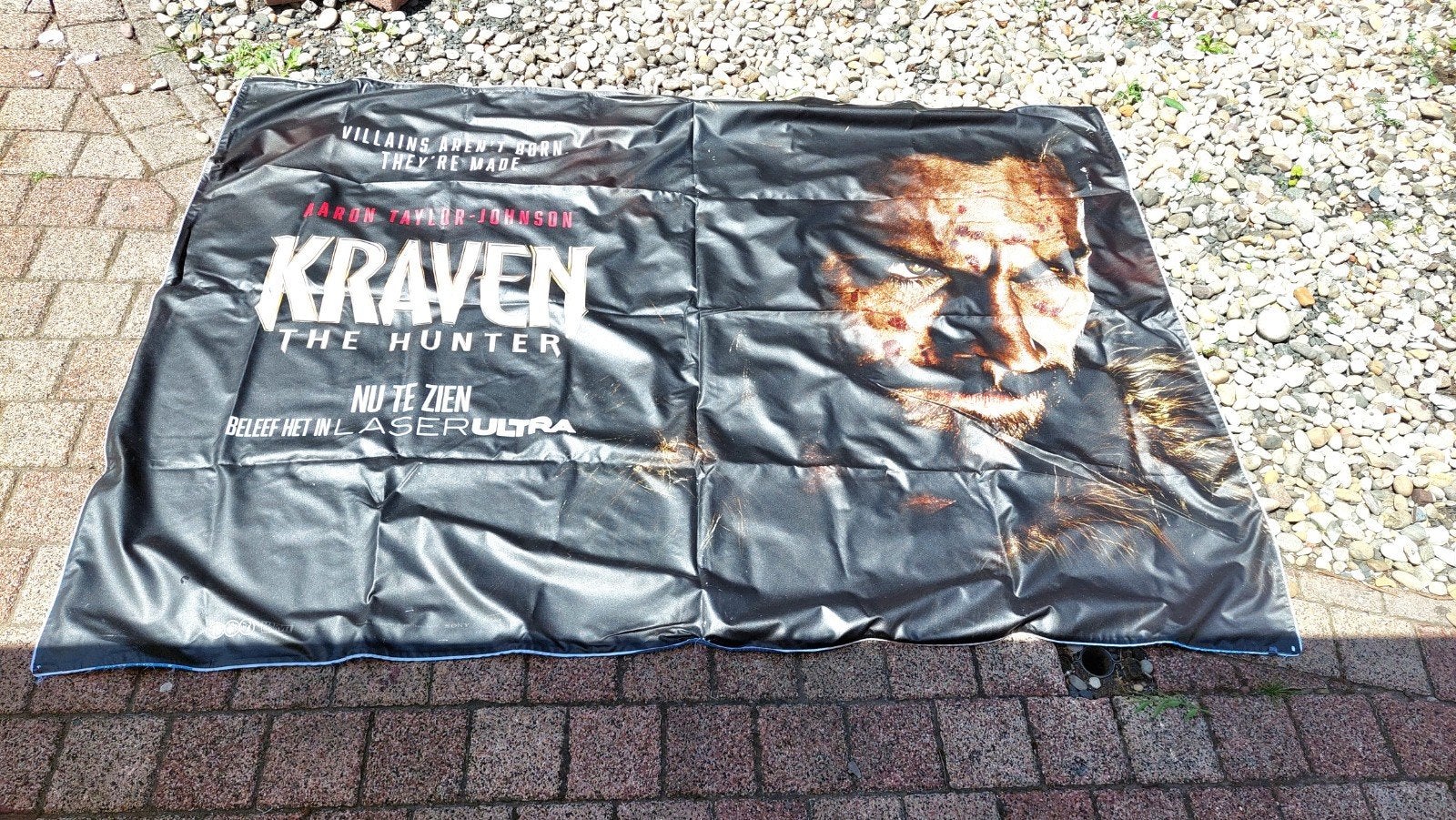 Kraven the Hunter filmposter 200 x 145 cm  polyester., Verzenden, Gebruikt, Film, Poster