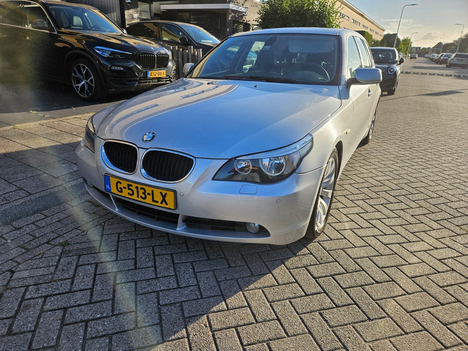 BMW 525D Aut,Leder,trekhaak Grijs, Auto's, BMW, 1660 kg, 2000 kg, 163 pk, Stationwagon