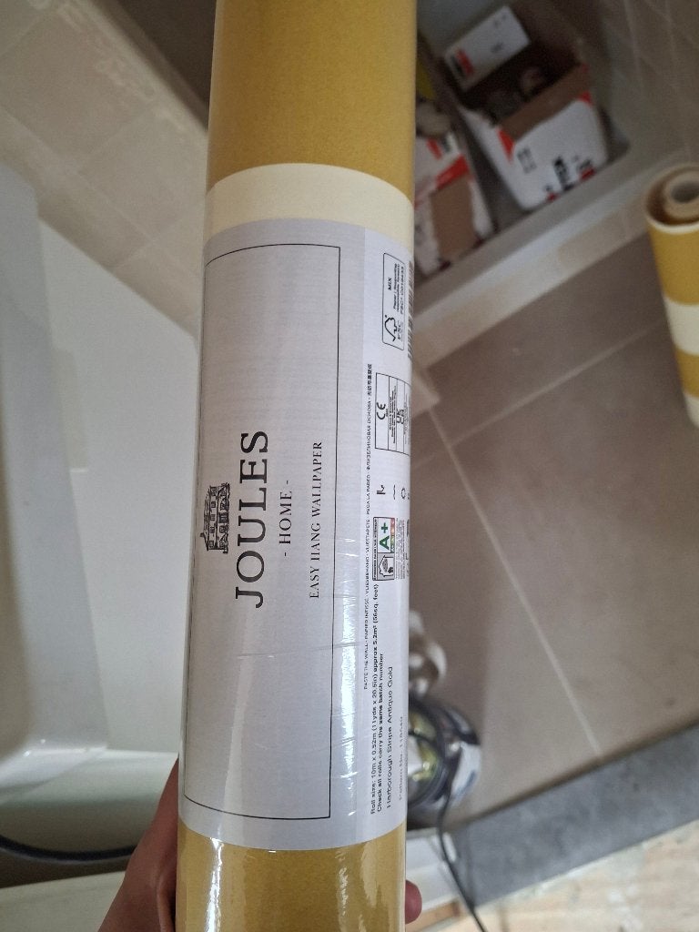 Behang geel gestreept, Huis en Inrichting, Stoffering | Behang, Ophalen of Verzenden, Minder dan 10 m², Geel
