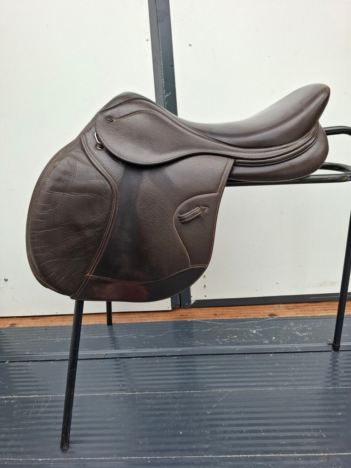 equip horse 17.5 springzadel, Ophalen of Verzenden, Springen, Zo goed als nieuw