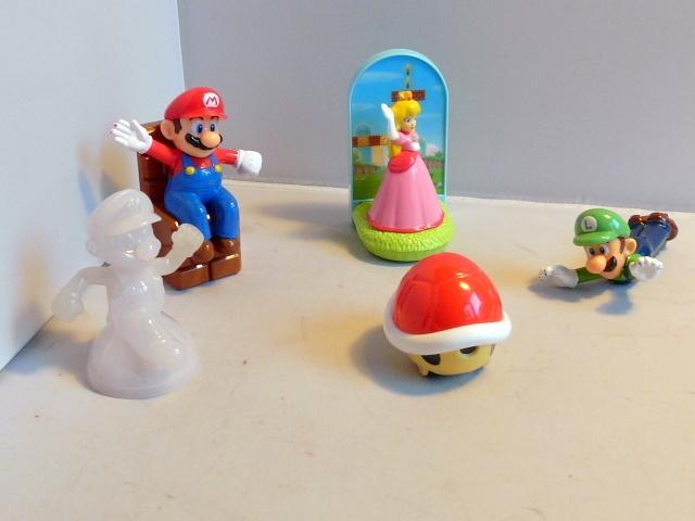 McDonalds 2017 # Super Mario (5 items), Verzamelen, Ophalen of Verzenden, Zo goed als nieuw