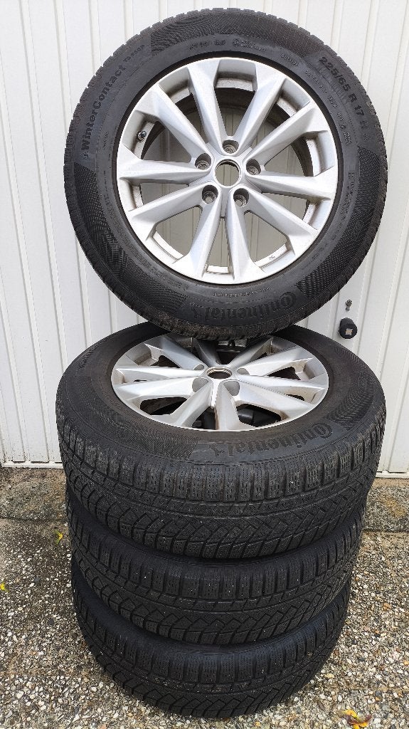 Conti winterbanden met alu velgen 225/65 R17, Ophalen, Gebruikt, Banden en Velgen, 17 inch