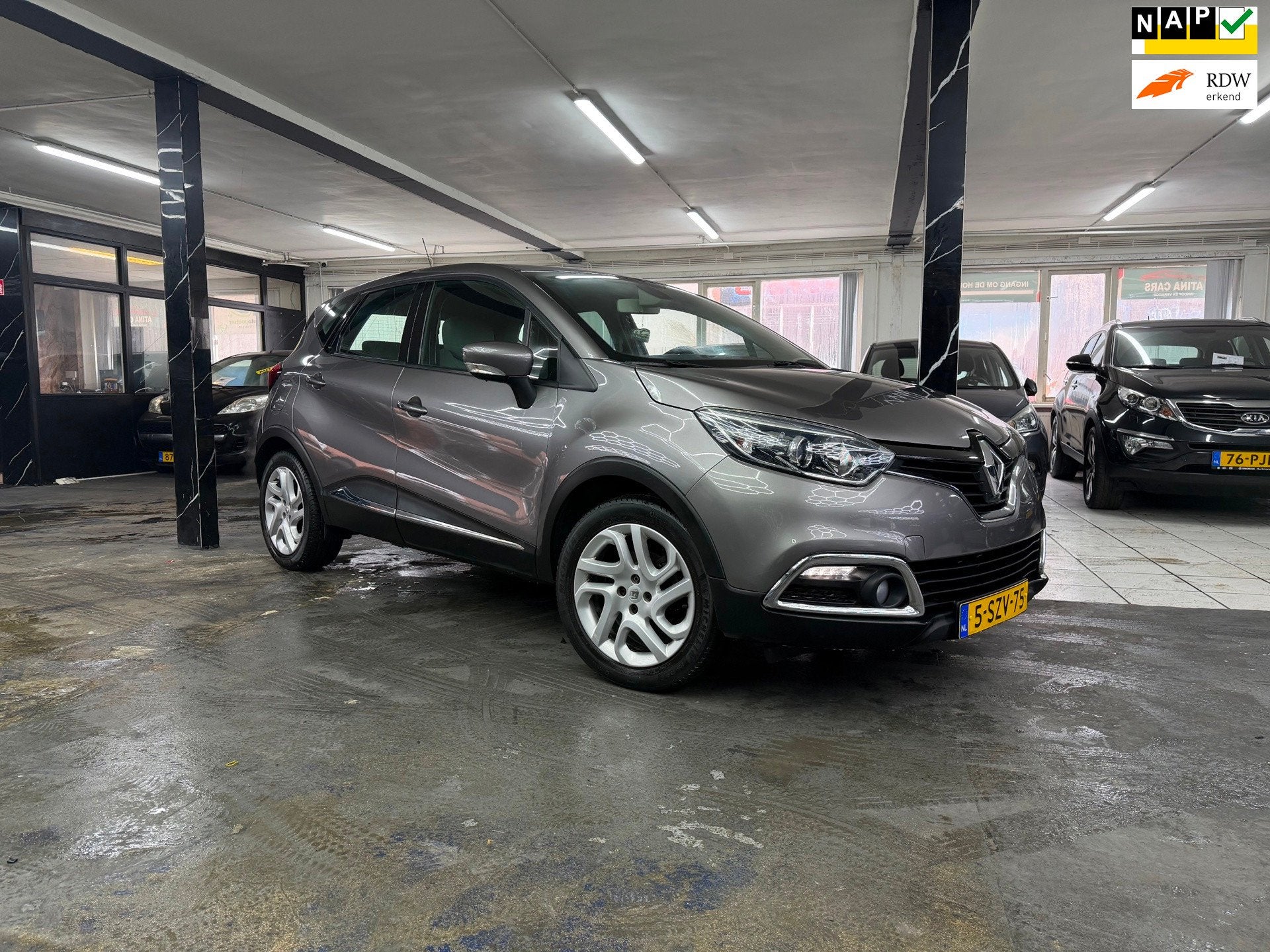 Renault Captur 1.2 TCe Dynamique Automaat | Leer | Airco, Auto's, Renault, Euro 5, 4 cilinders, Origineel Nederlands, 19 km/l