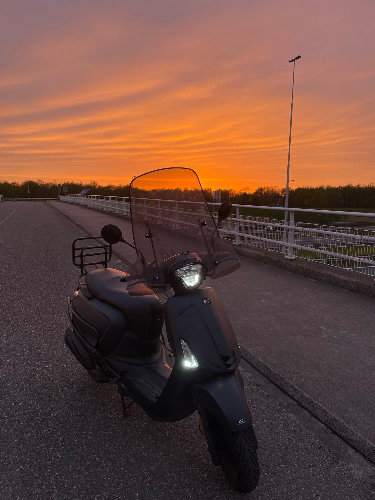 Kymco new Like 2020, inclusief accessoires, Fietsen en Brommers, Ophalen, Gebruikt, Benzine, Like