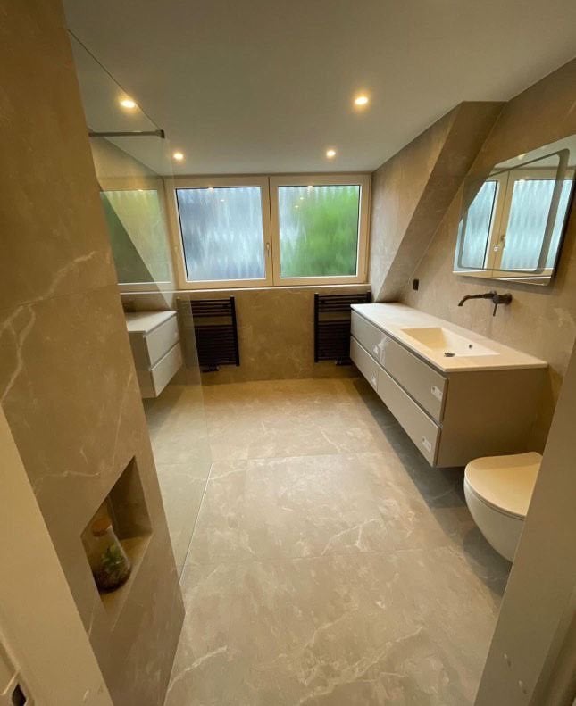 Poolse aannemer Totaalrenovatie, badkamers & schilderwerk, Garantie, Nieuwbouw of Opbouw
