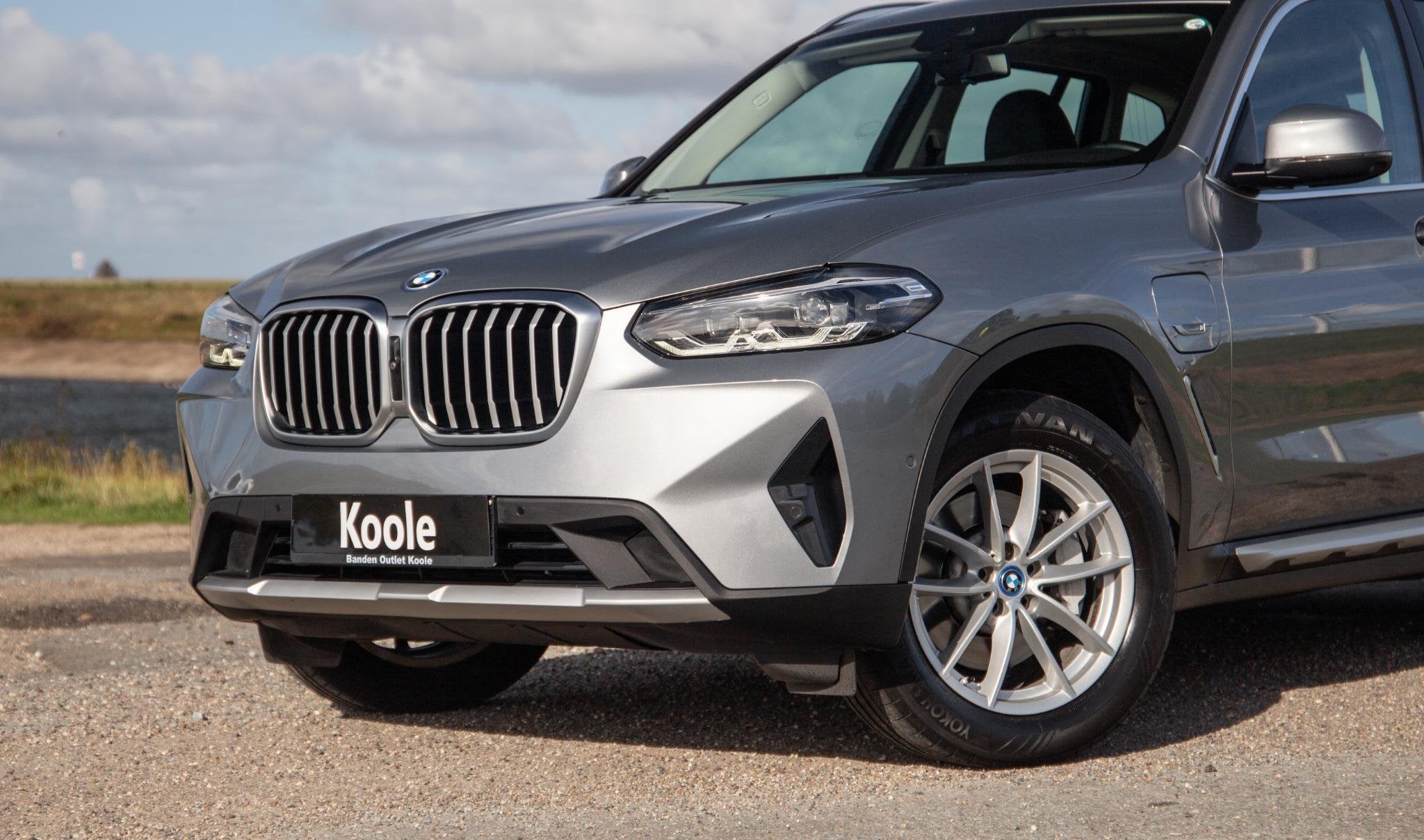 BMW X3 xDrive30e High Executive CARPLAY / 360 CAMERA / STOEL, Gebruikt, 4 cilinders, 2000 kg, Vierwielaandrijving