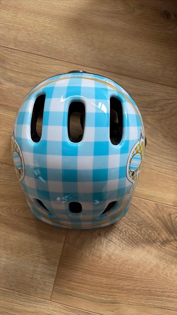 Fietshelm baby/dreumes, Fietsen en Brommers, Fietsaccessoires | Fietshelmen, Ophalen, Zo goed als nieuw