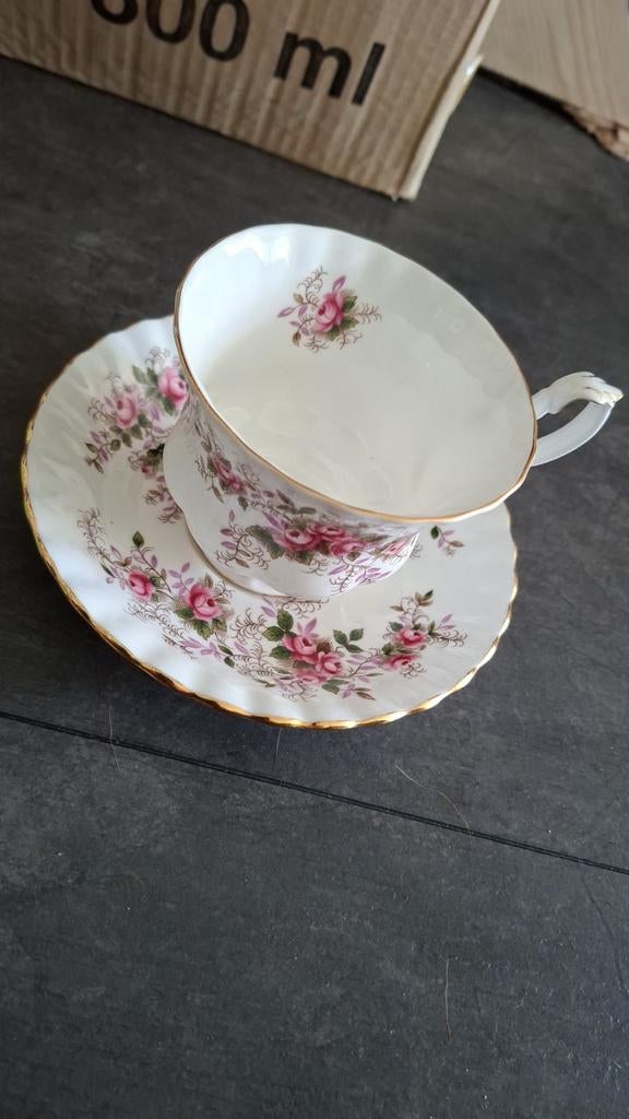 Kop en schotel Royal Albert Lavender Rose, Ophalen of Verzenden
