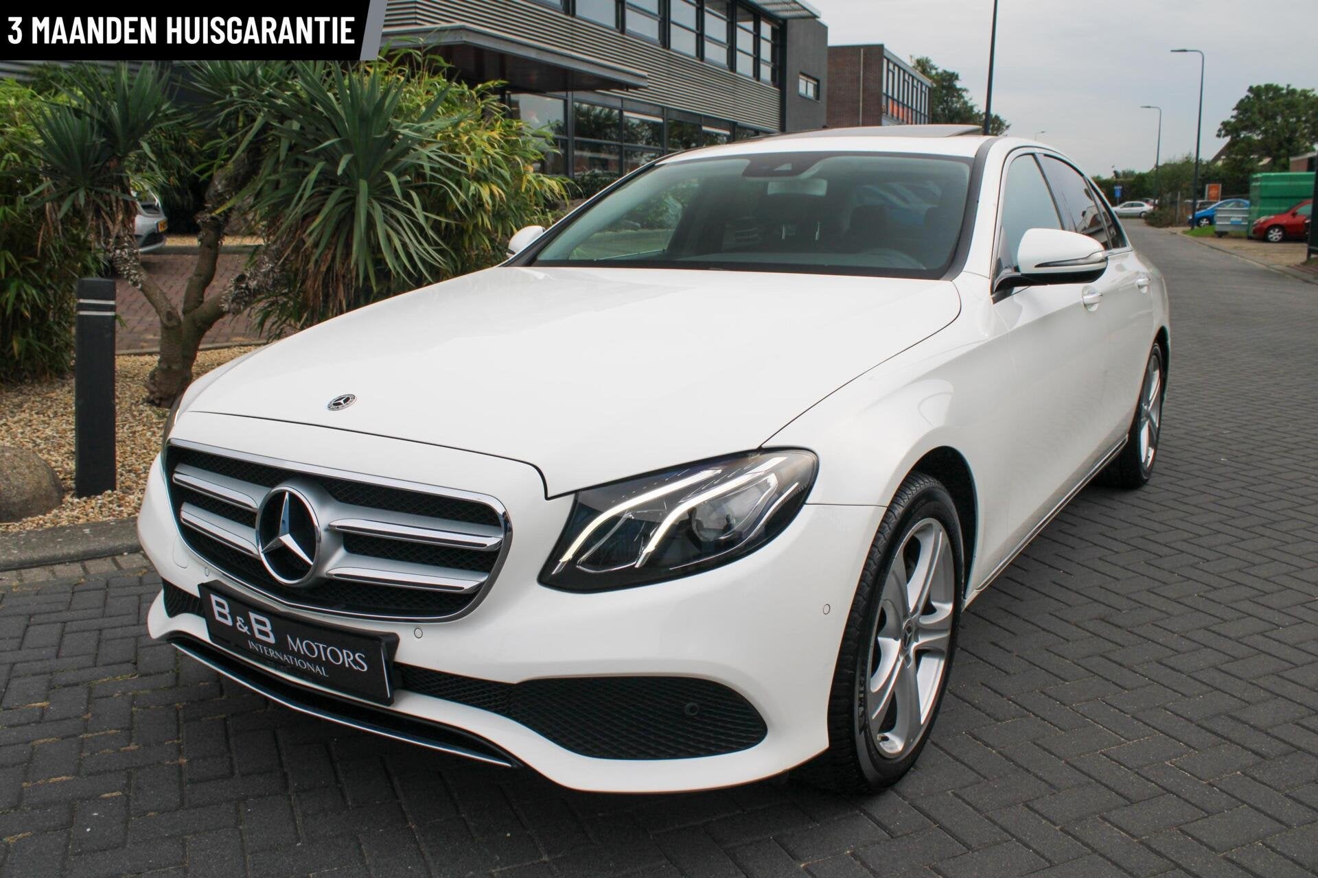 Mercedes-Benz E200|STOELVRW V+A|CAM|DAK|LEER|MEMORY|BTW/VAT+, Auto's, Automaat, Achterwielaandrijving, Gebruikt, 4 cilinders