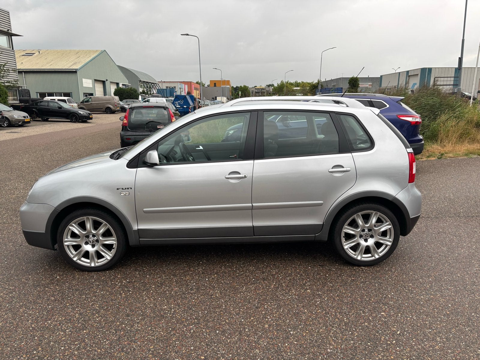 Volkswagen Polo 1.4 FUN 55KW 96457km Airco, Voorwielaandrijving, 4 cilinders, 49 €/maand, Origineel Nederlands