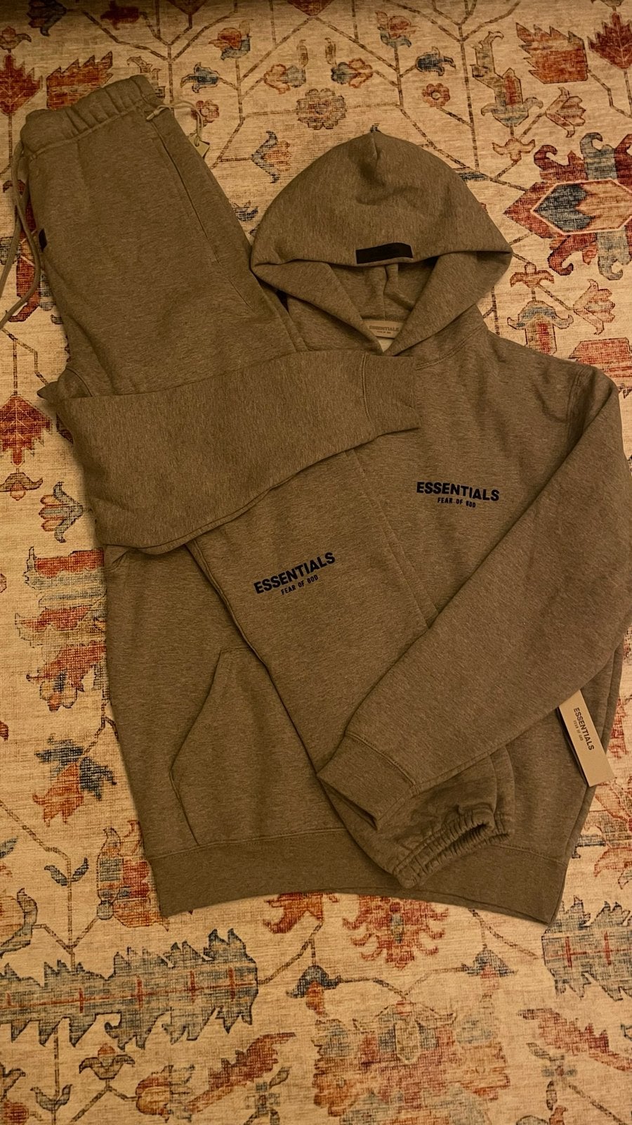 Essentials FOG Grijs Trainingspak, Ophalen of Verzenden, Nieuw, Essentials Fear of God