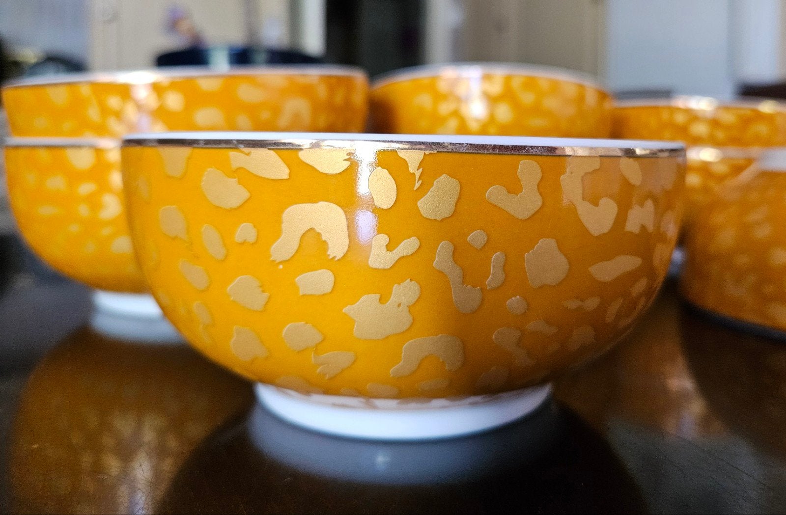 Siaki Kommen Set - Geel met Gouden Luipaardprint, Ophalen, Zo goed als nieuw, Kom(men), Overige stijlen