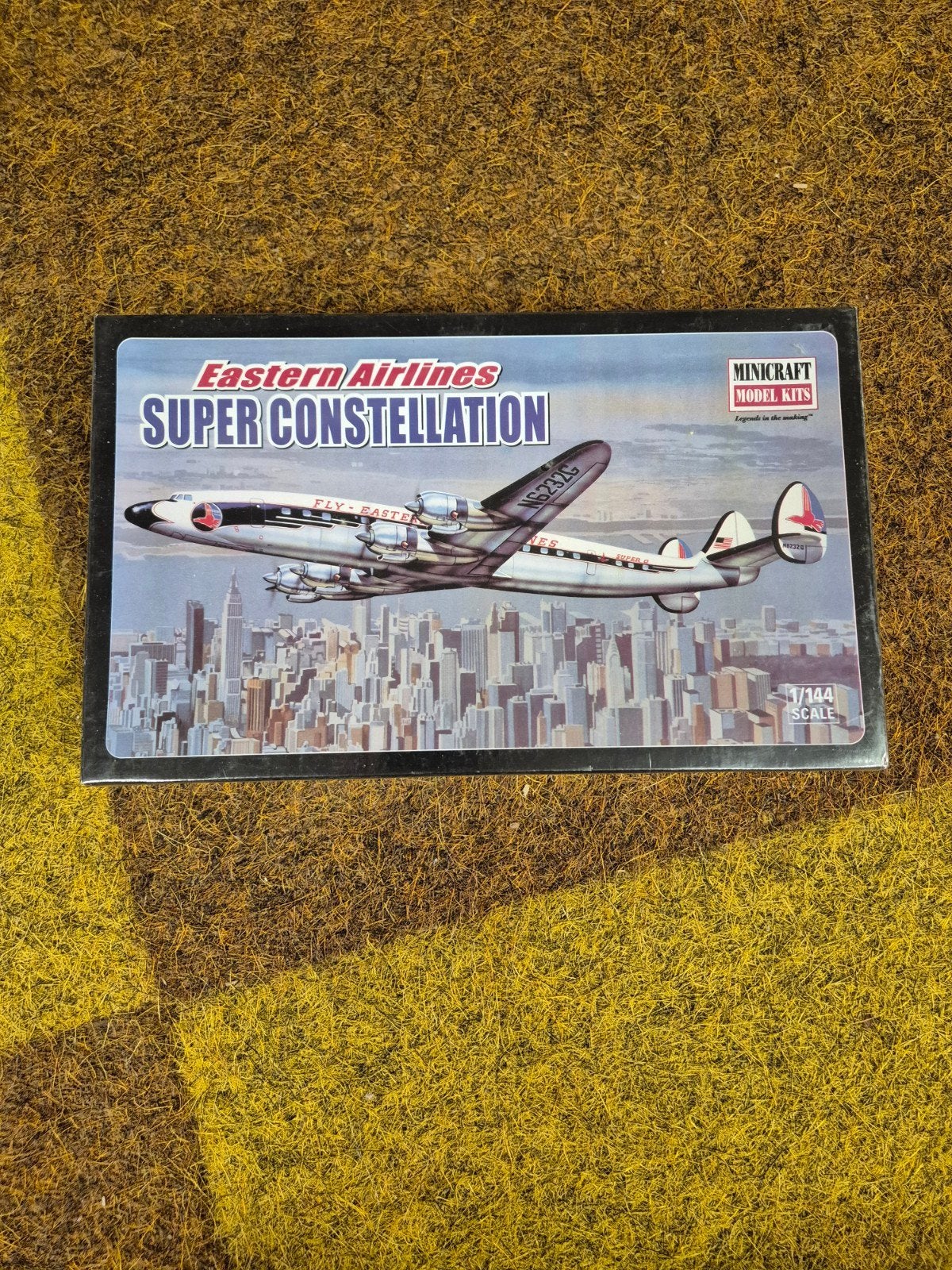 Minicraft Eastern Airlines super constellation, Overige merken, 1:72 tot 1:144, Nieuw, Ophalen of Verzenden