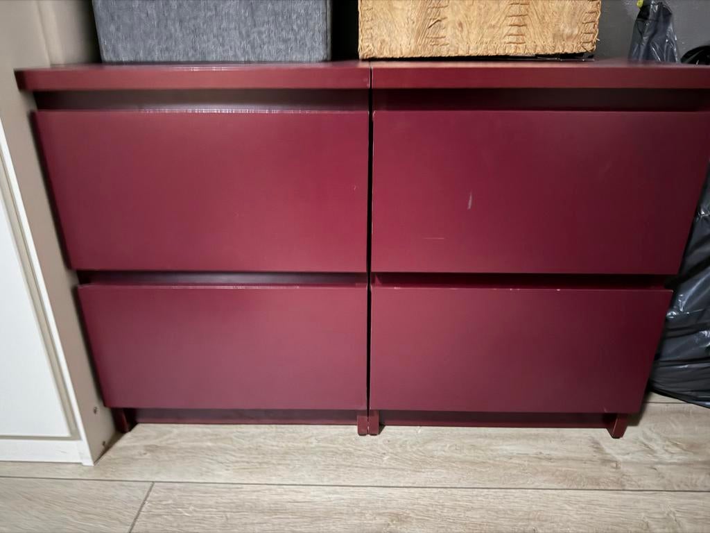 Rode nachtkastjes Ikea met lades, Ophalen, Gebruikt, 65 cm of meer, Minder dan 55 cm