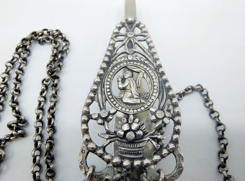 Zilveren Friese Chatelaine, 18e eeuws, Verzenden, Zilver