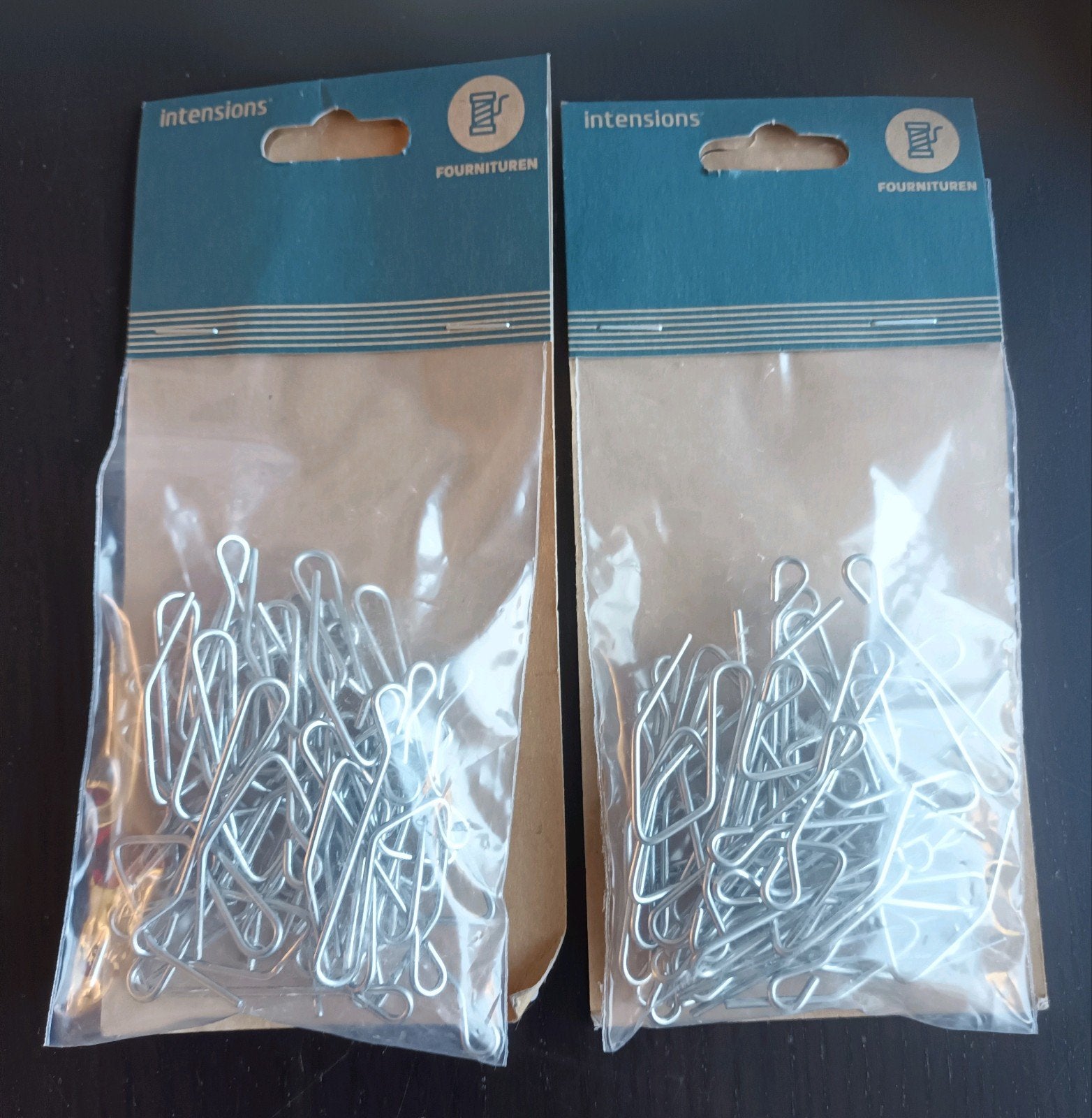 Gordijnhaken 25 st per pak beide voor 4 euro, Ophalen of Verzenden, Nieuw