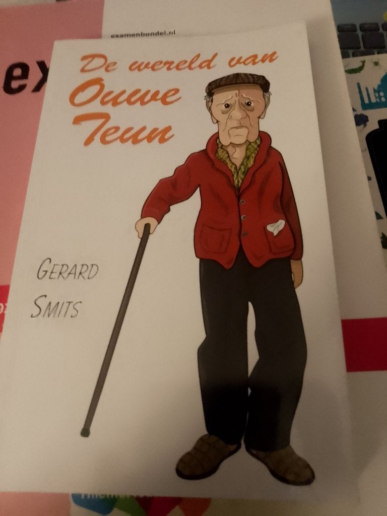 Boek de wereld van ouwe teun    gerard smits, Ophalen of Verzenden, Gelezen, Fictie algemeen