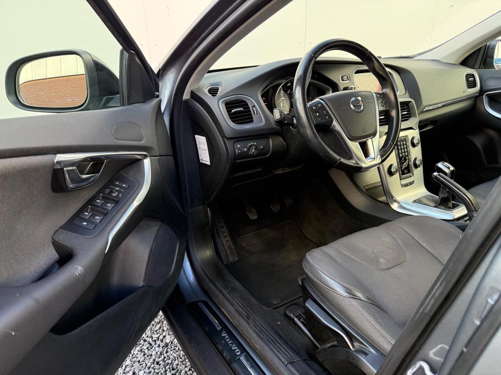 Volvo V40 Cross Country 2.0 D2 Nordic+ | 2017 | 1e eigenaar, Auto's, Volvo, Voorwielaandrijving, Gebruikt, 4 cilinders, Leder en Stof