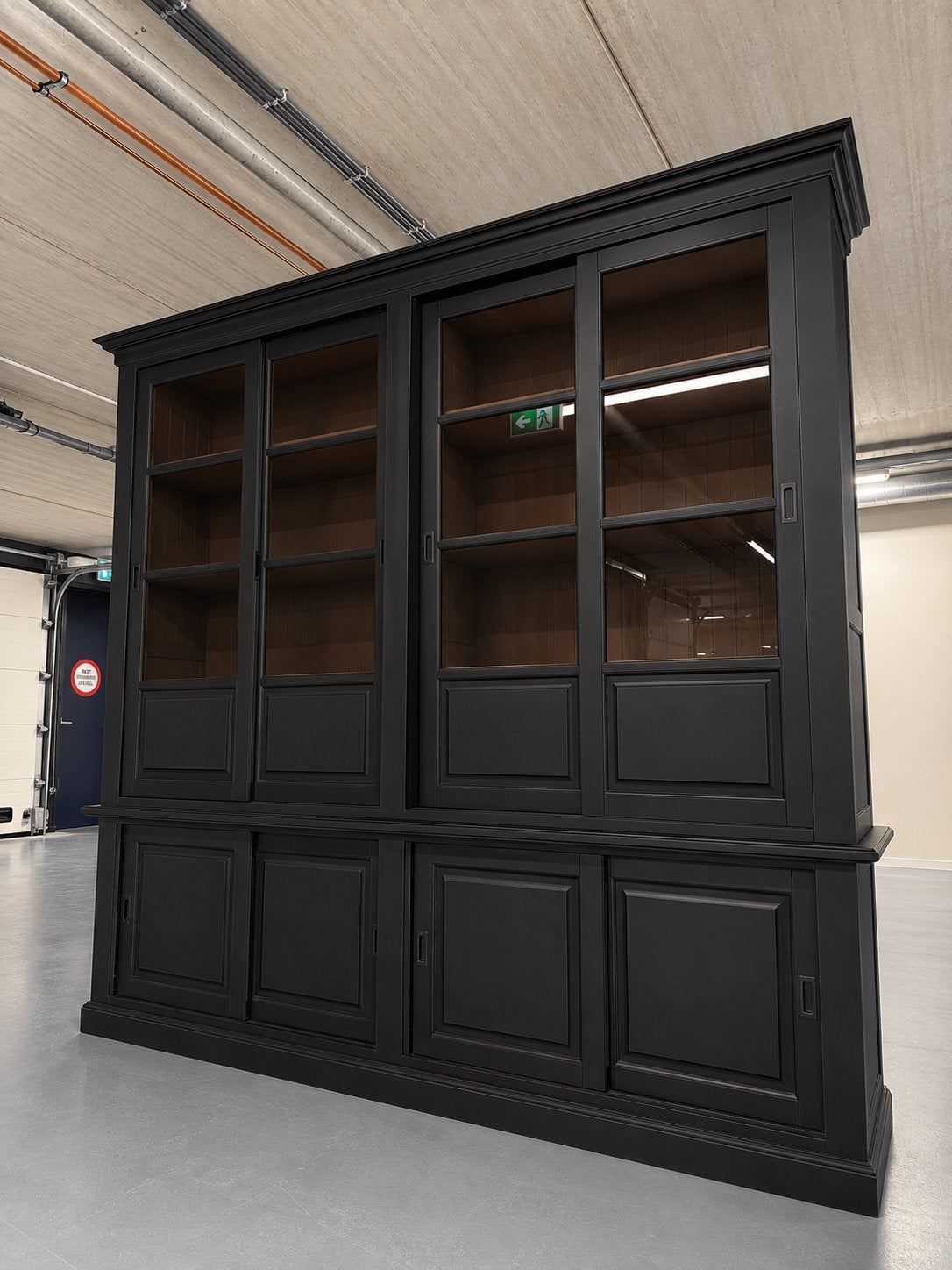 Grote Bibliotheekkast met Schuifdeuren #K38, Huis en Inrichting, Kasten | Boekenkasten, Met deur(en), 200 cm of meer, Pakhuis Zuidwest