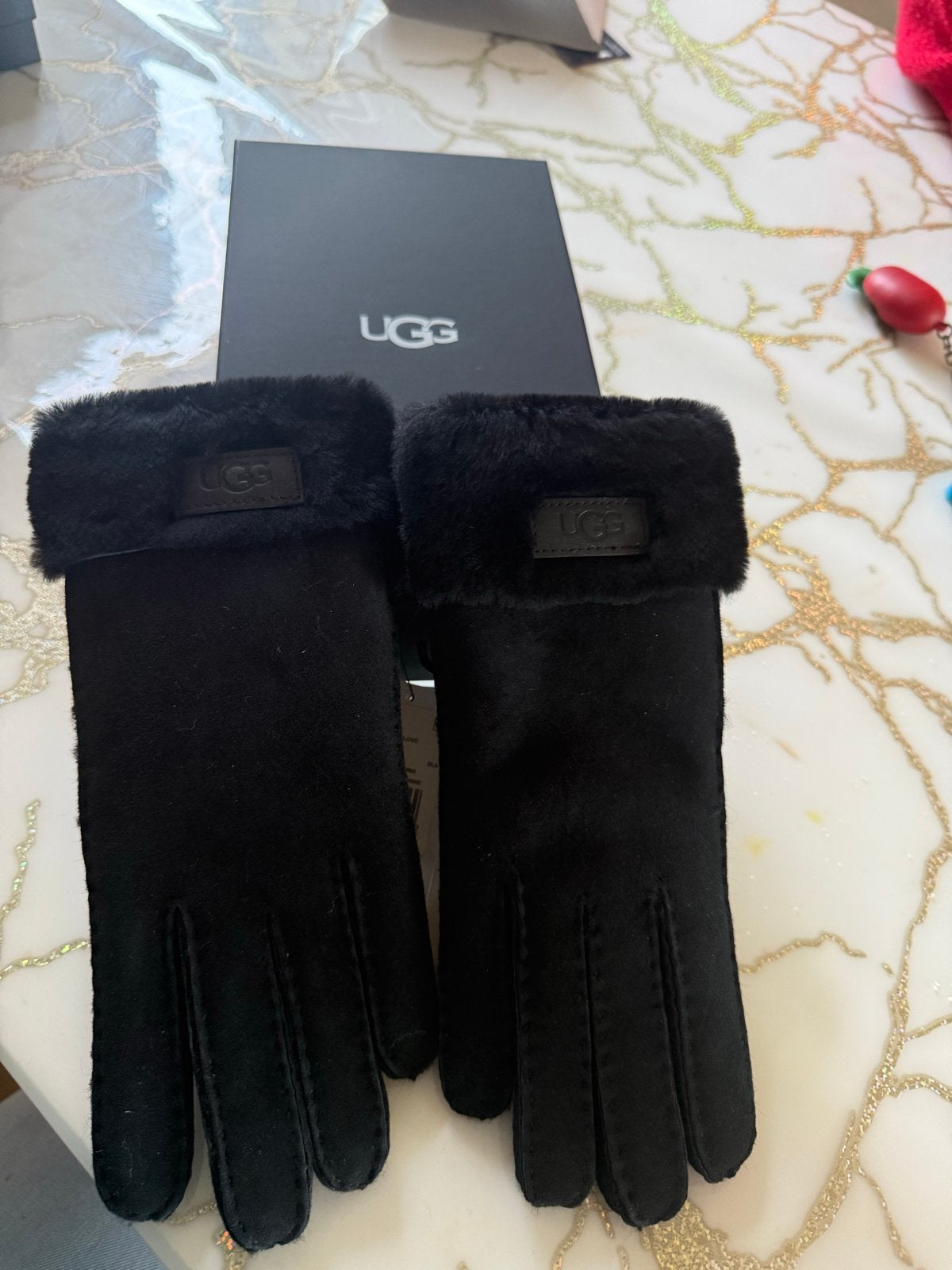 Nieuwe UGG Handschoenen Zwart - Maat M, Ophalen of Verzenden, Nieuw, Maat 38/40 (M), Handschoenen