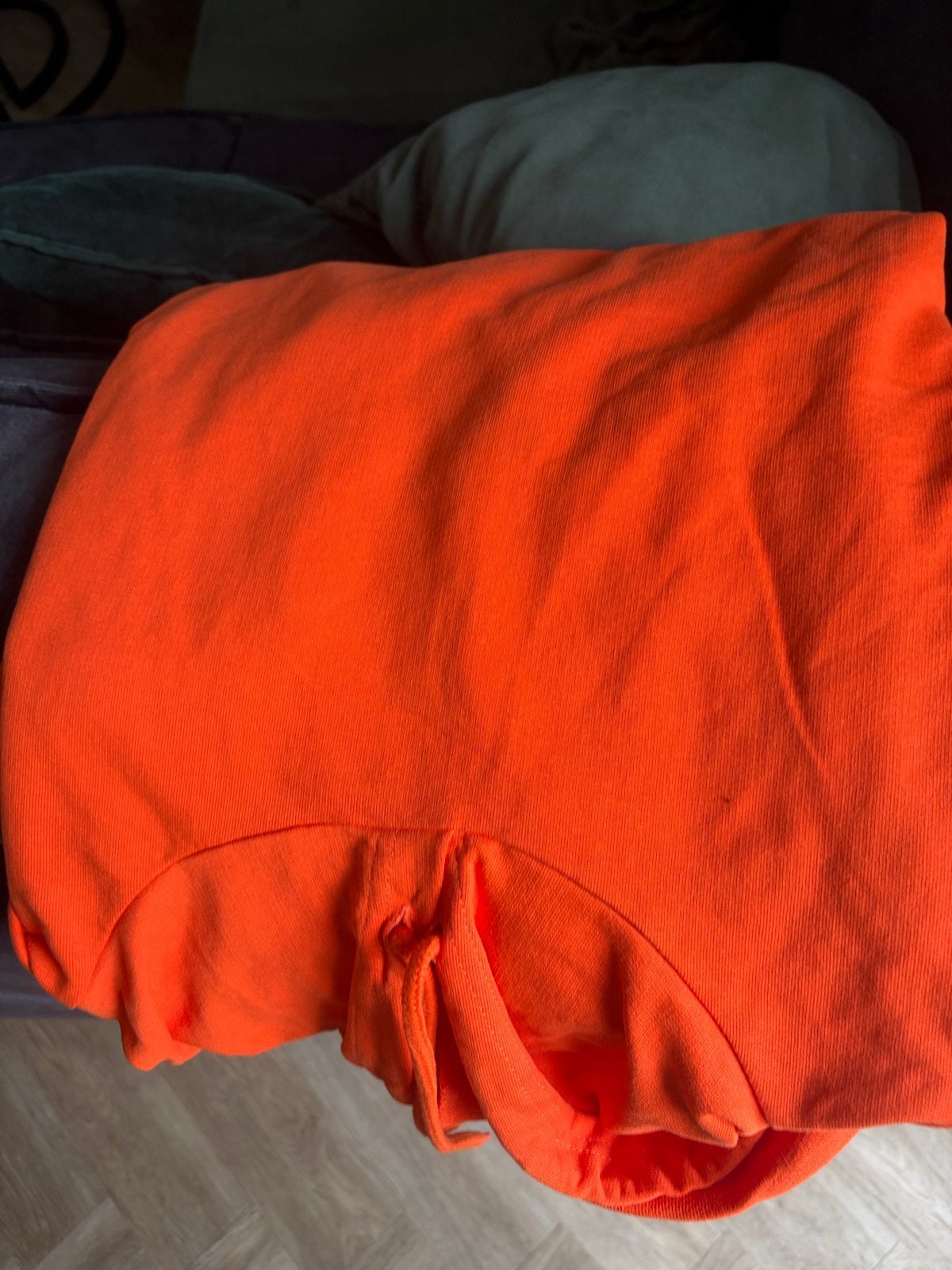 Partij nieuwe oranje hoodie truien - 20 stuks diverse maten, Kleding | Dames, Truien en Vesten, Ophalen of Verzenden, Nieuw, Maat 46/48 (XL) of groter