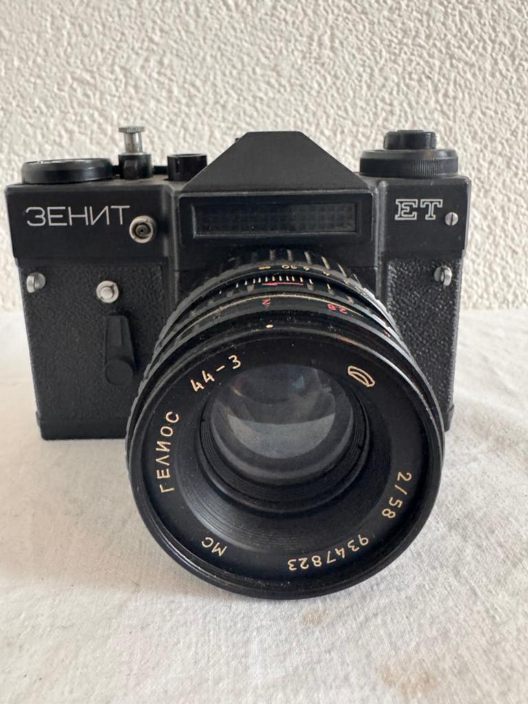 Zenit ET + Helios 44-3 lens, Ophalen of Verzenden, Zo goed als nieuw, Compact, Overige Merken