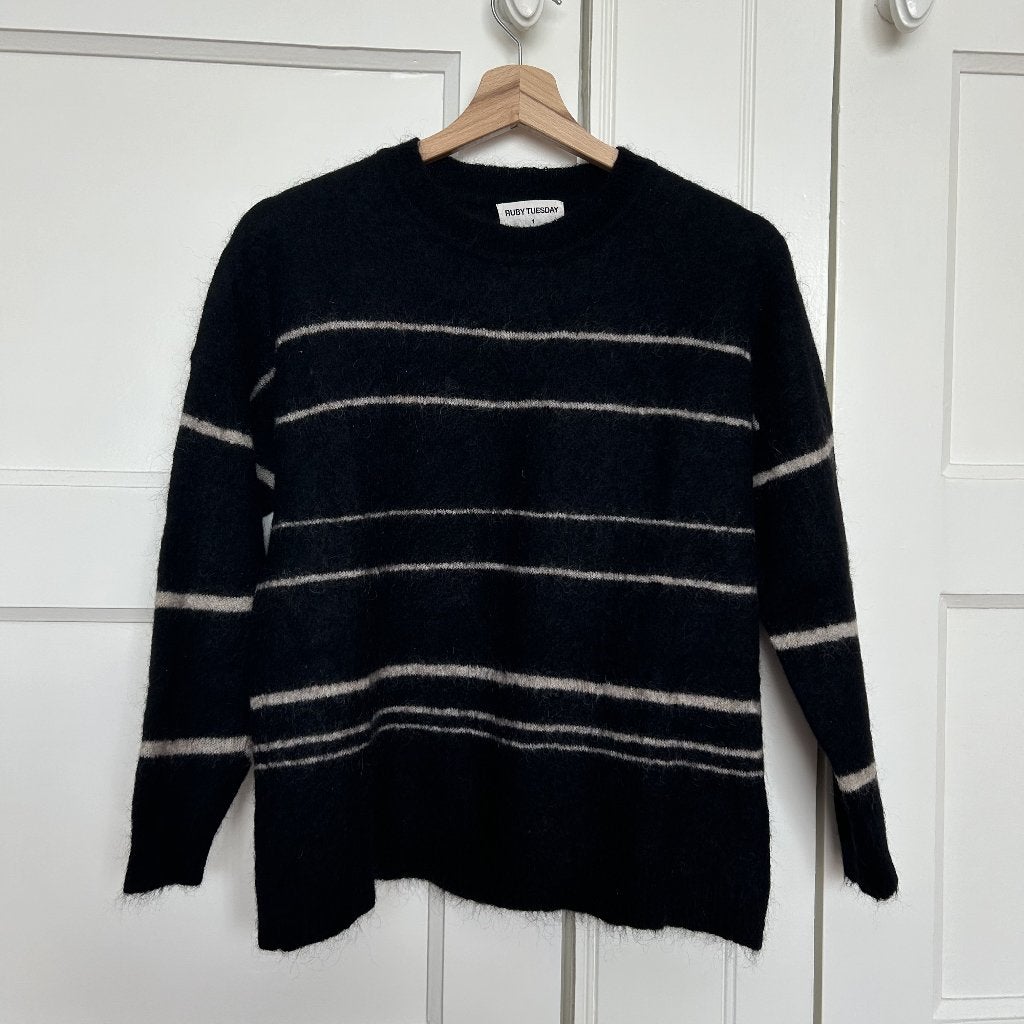 Mooie gebreide trui Ruby Tuesday - mt 1, Kleding | Dames, Truien en Vesten, Maat 38/40 (M), Ruby Tuesday, Zwart, Ophalen of Verzenden