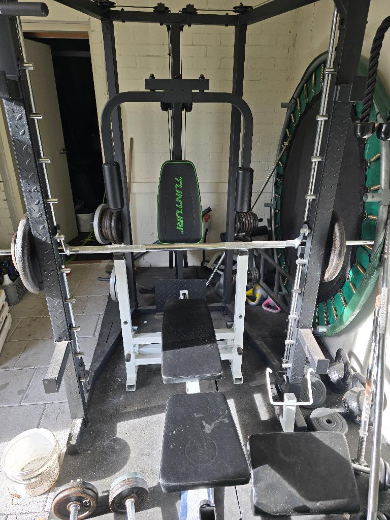 Fitness Tunturi sm80 Full smith, Ophalen, Zo goed als nieuw, Benen, Krachtstation