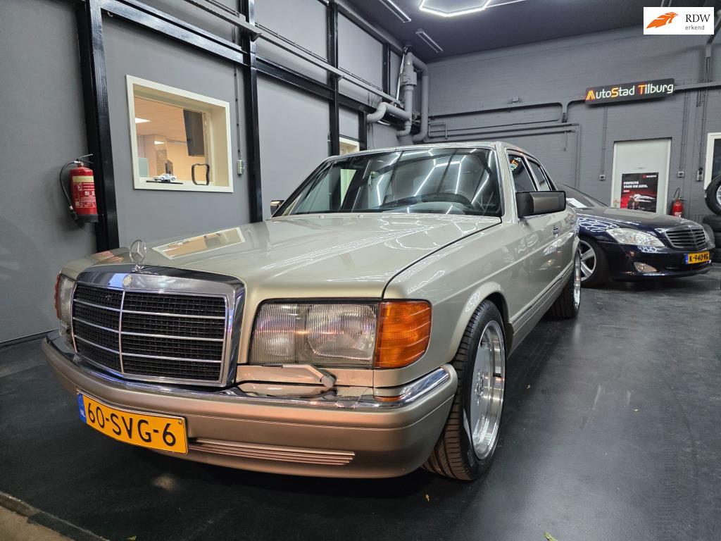 Mercedes-Benz S-klasse 560 SE Compleet gerestaureerd !, Auto's, Mercedes-Benz, Automaat, Gebruikt, 1700 kg, Leder