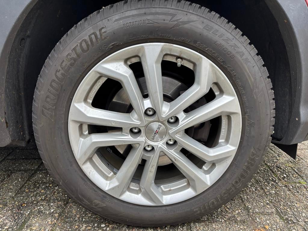 Dezent 17 inch velgen met Bridgestone winterbanden (Qashqai), Auto-onderdelen, Banden en Velgen, Ophalen, Banden en Velgen, 17 inch