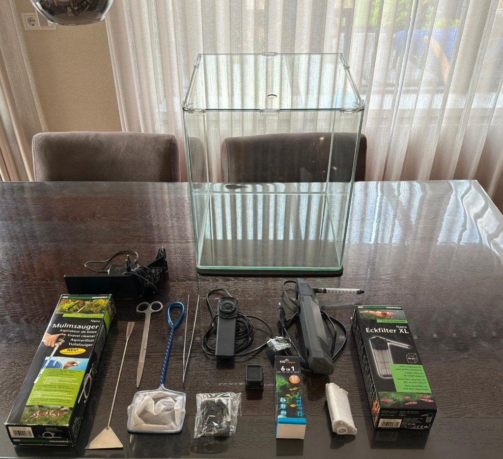 Dennerle Nanocube 60 L Aquarium + uitgebreide accessoires, Ophalen, Inclusief deksel, Dennerle, Zo goed als nieuw