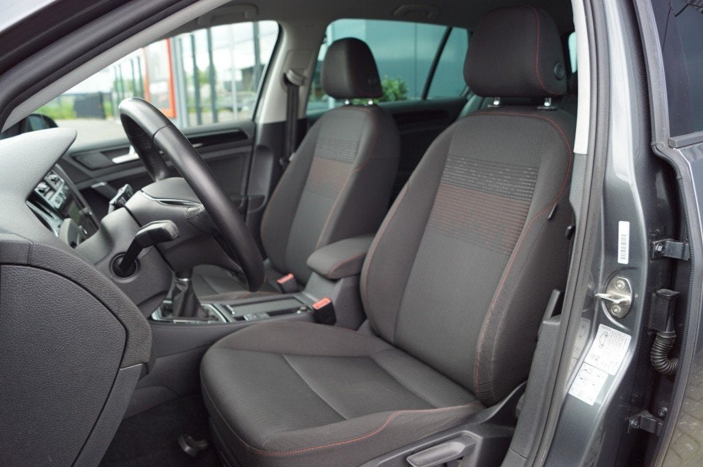 Volkswagen GOLF 1.4 TSI Sound 125pk/ Trekhaak wegklb./ Navi, Voorwielaandrijving, 125 pk, Gebruikt, 4 cilinders