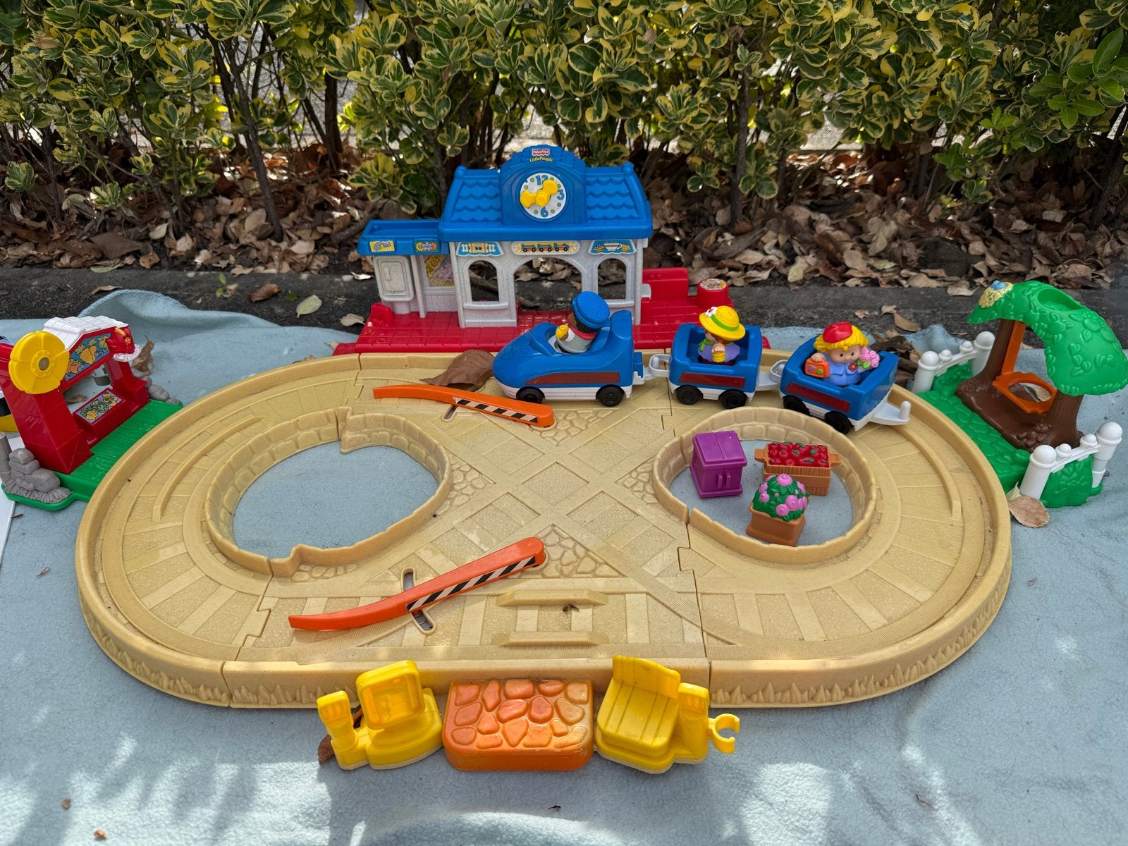 Fisher-Price Little People Treinset met Station en Figuren, Ophalen, Gebruikt, Jongen of Meisje