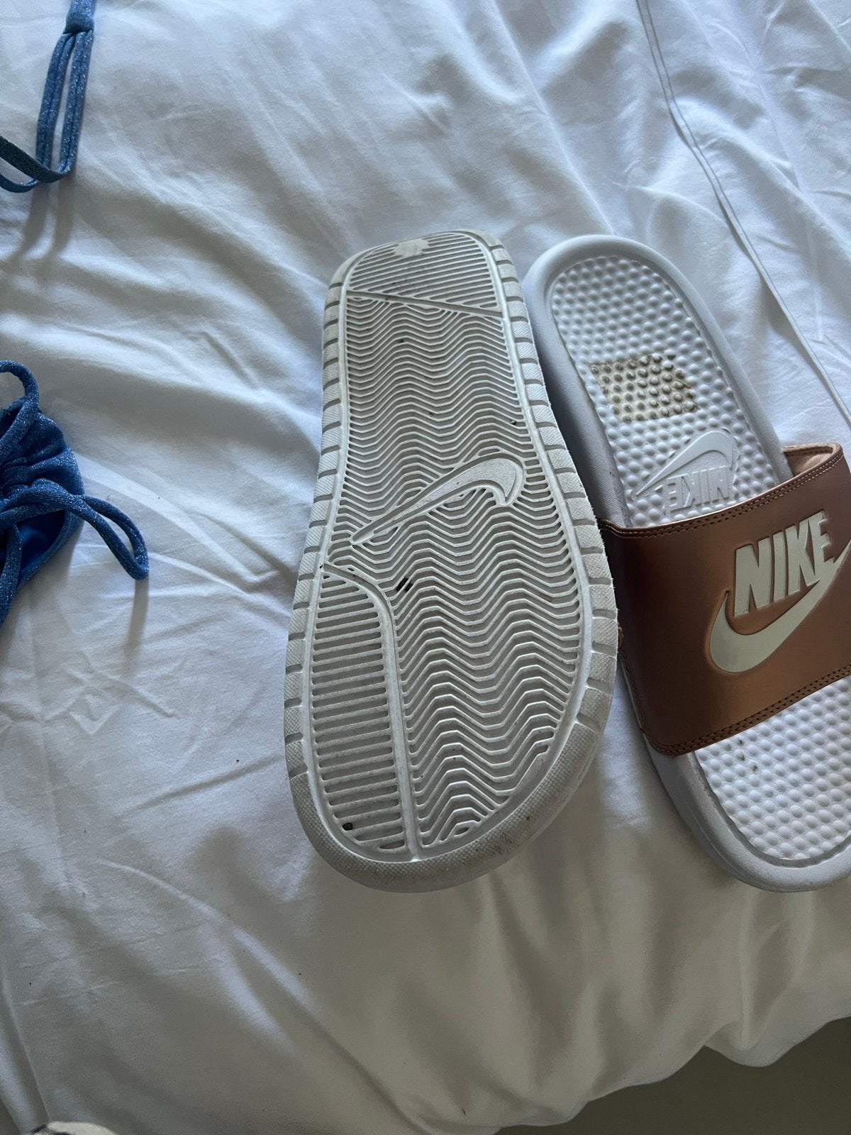 Nieuwe Nike slippers maat 43, Ophalen of Verzenden, Nieuw, Overige kleuren, Slippers
